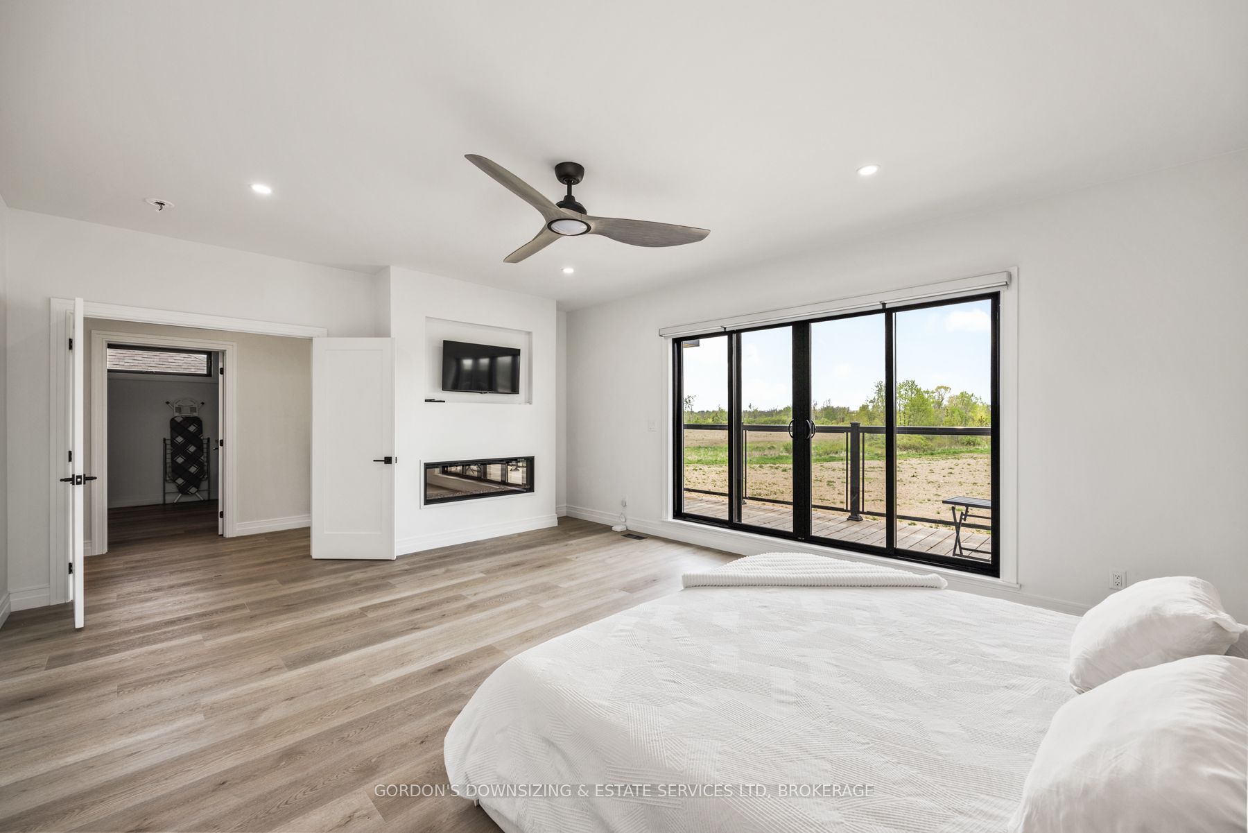 832 Windermere Drive