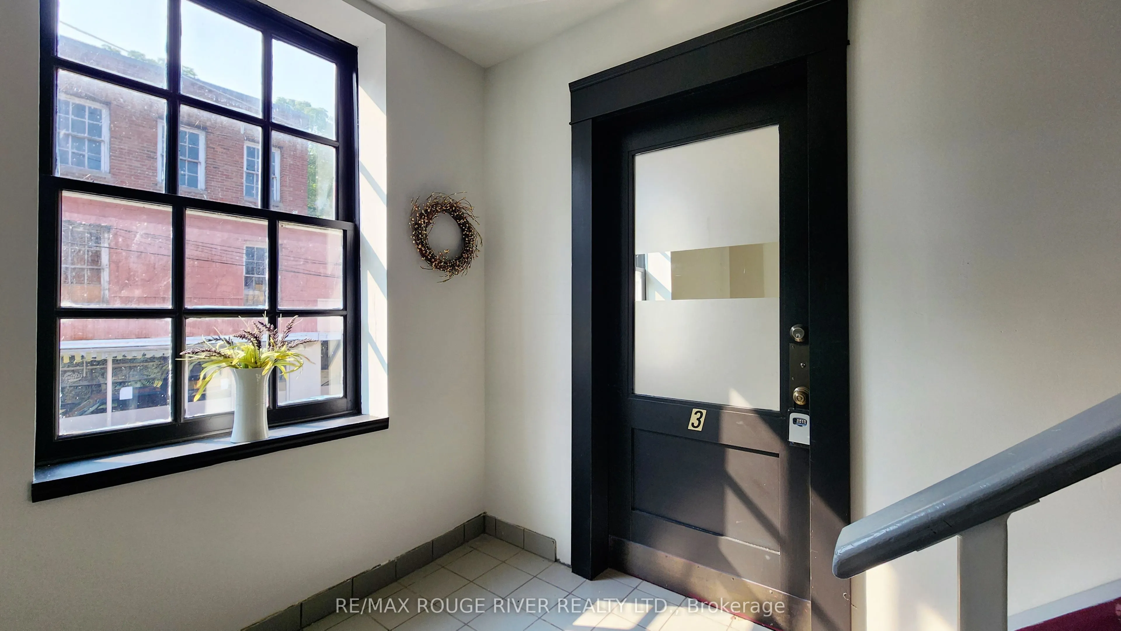 41 John Street, #3