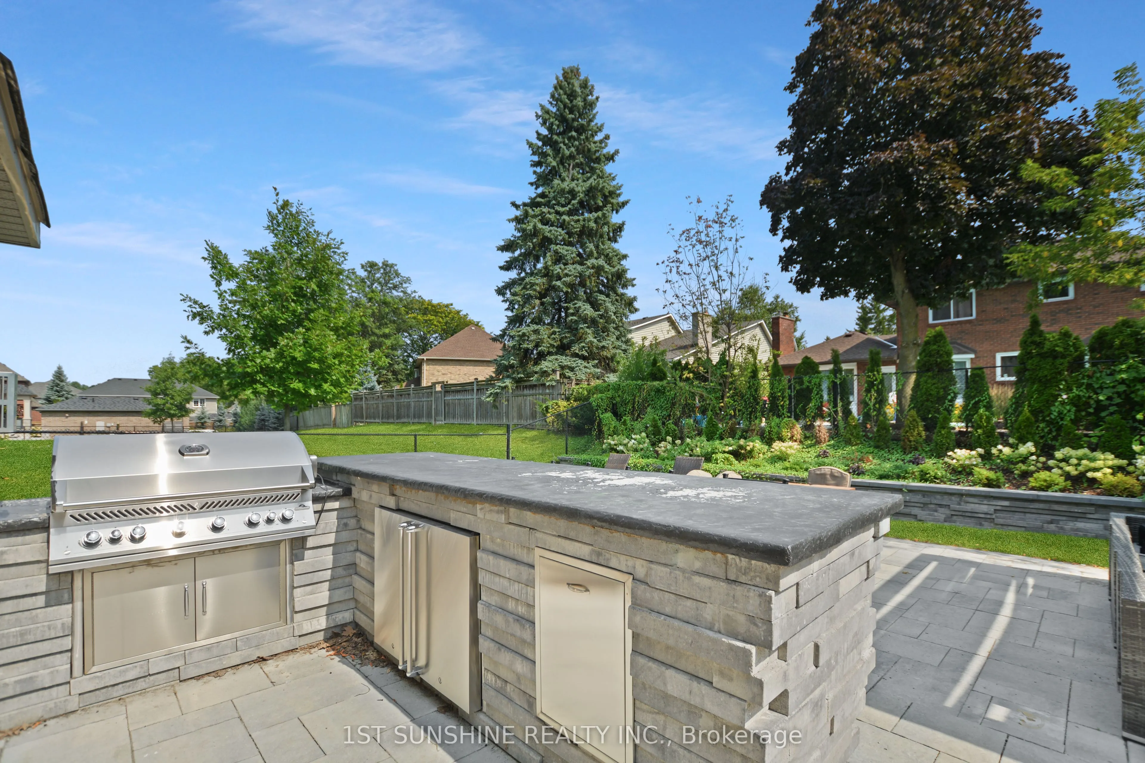 18 Legacy Lane
