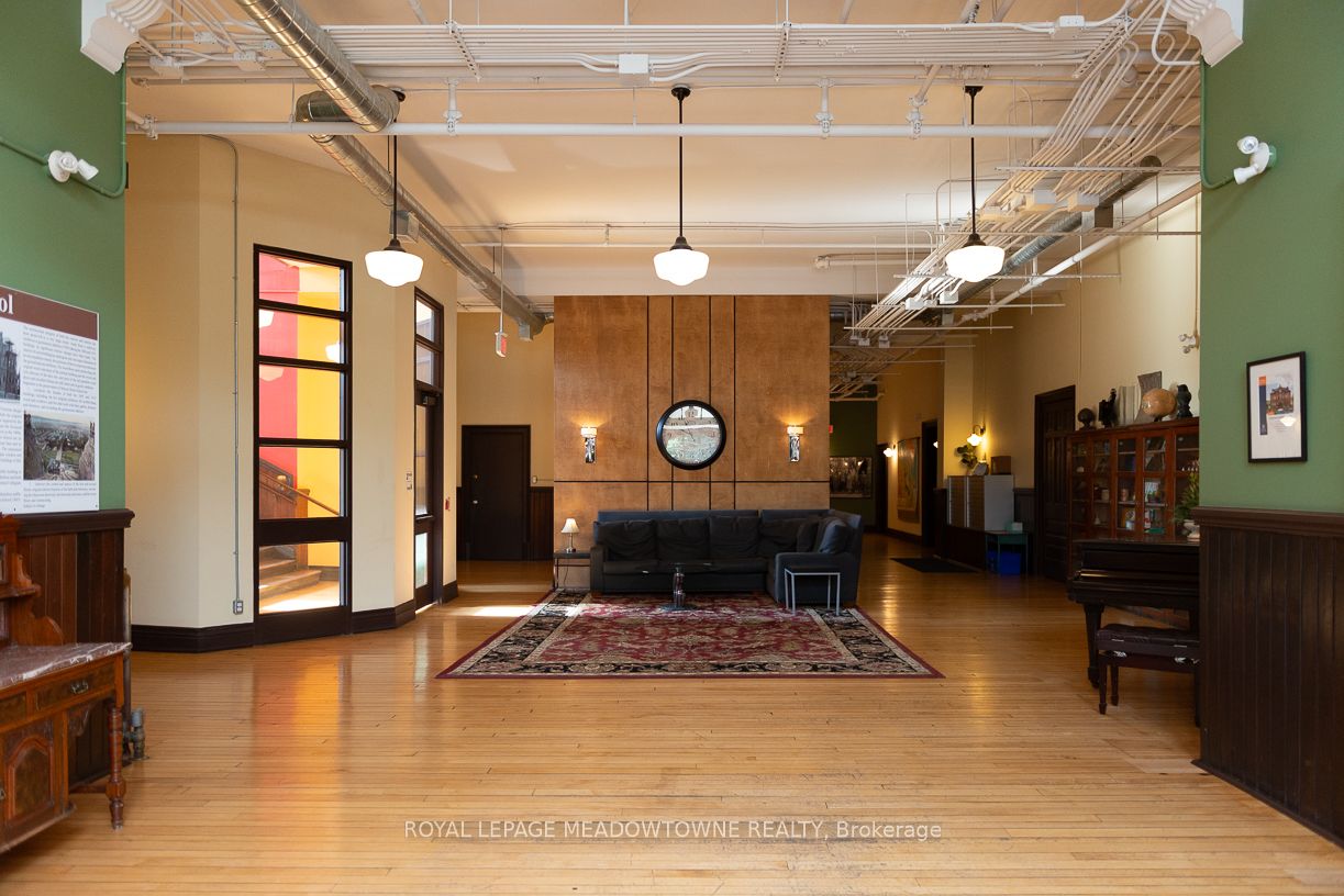 200 Stinson Street #212
