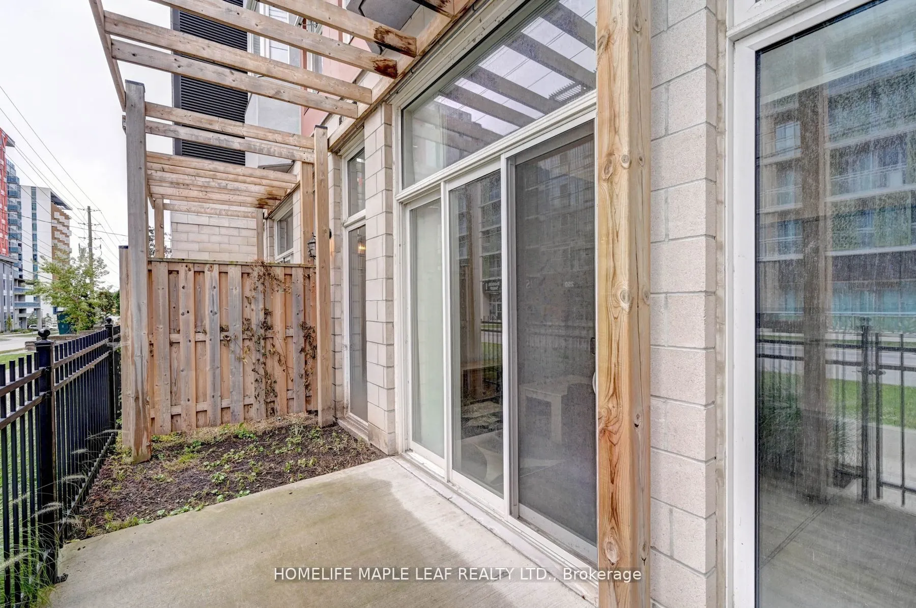 253 ALBERT Street W, #106