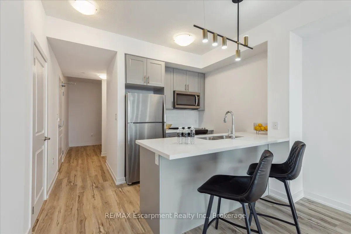 450 Dundas Street E #1001