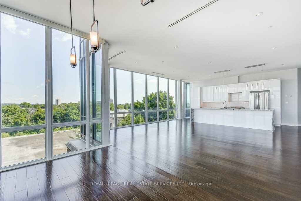 50 Murray Street W, #401