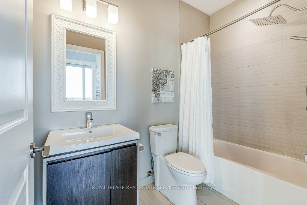 50 Murray Street W, #401