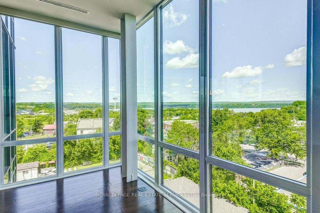 50 Murray Street W, #401
