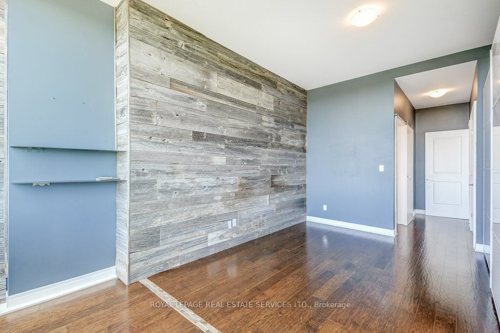 50 Murray Street W, #401