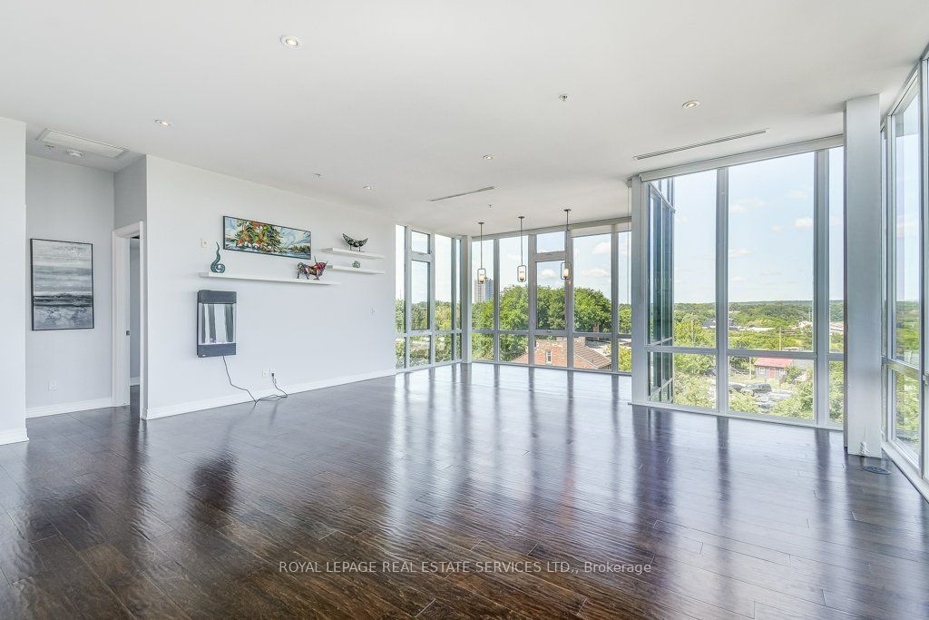 50 Murray Street W, #401
