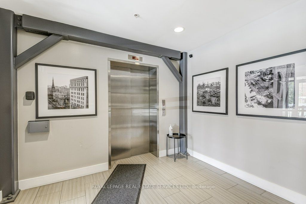 50 Murray Street W, #401
