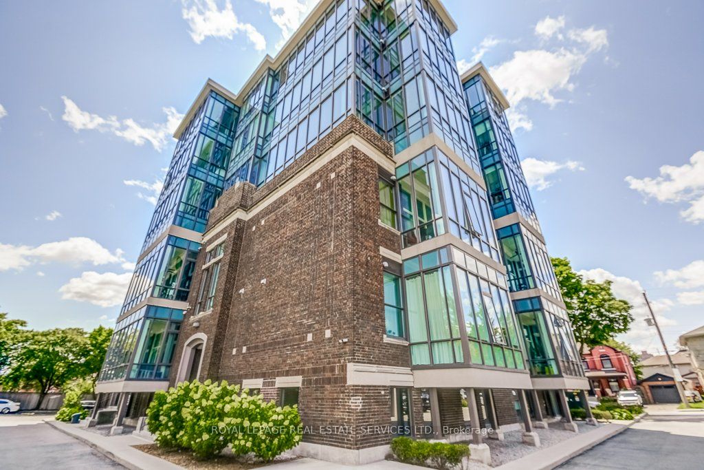 50 Murray Street W, #401