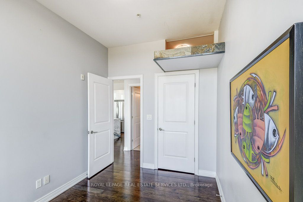 50 Murray Street W, #401