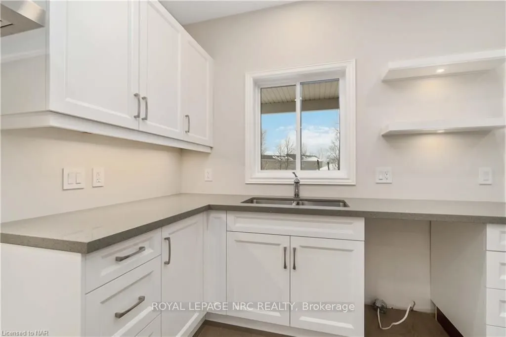 735 DOMINION Road