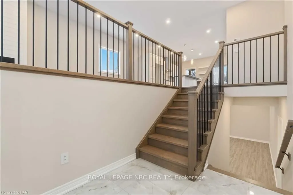 735 DOMINION Road