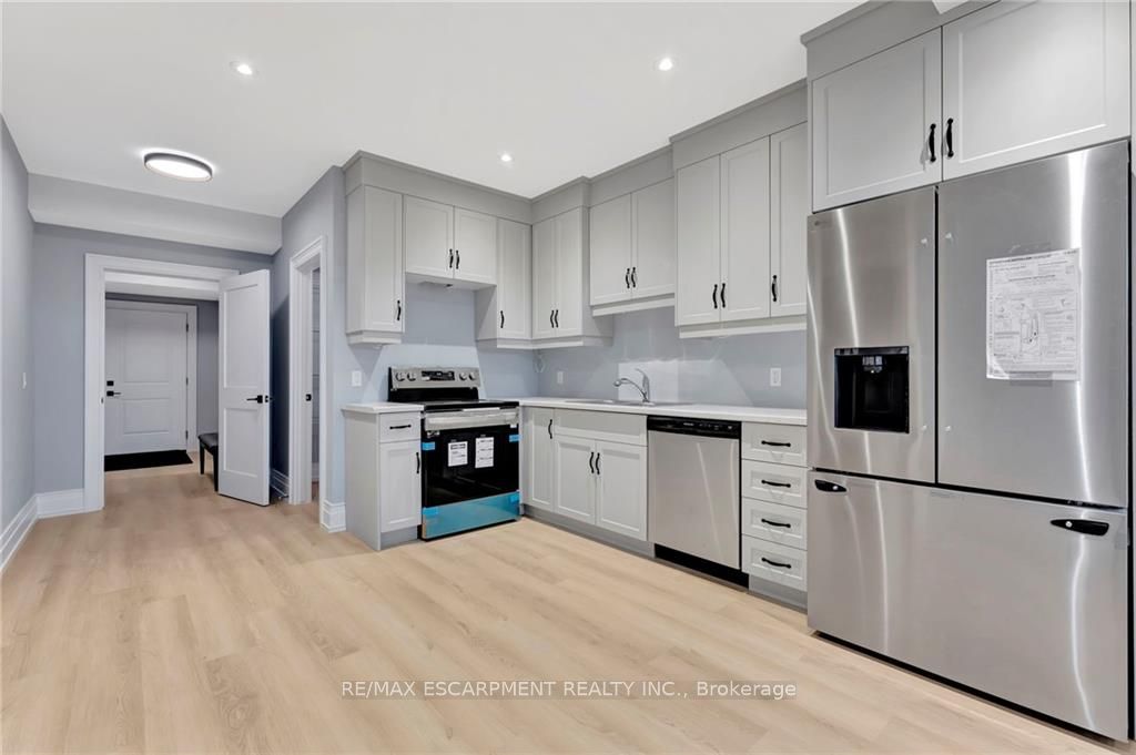 3 Clover Lane