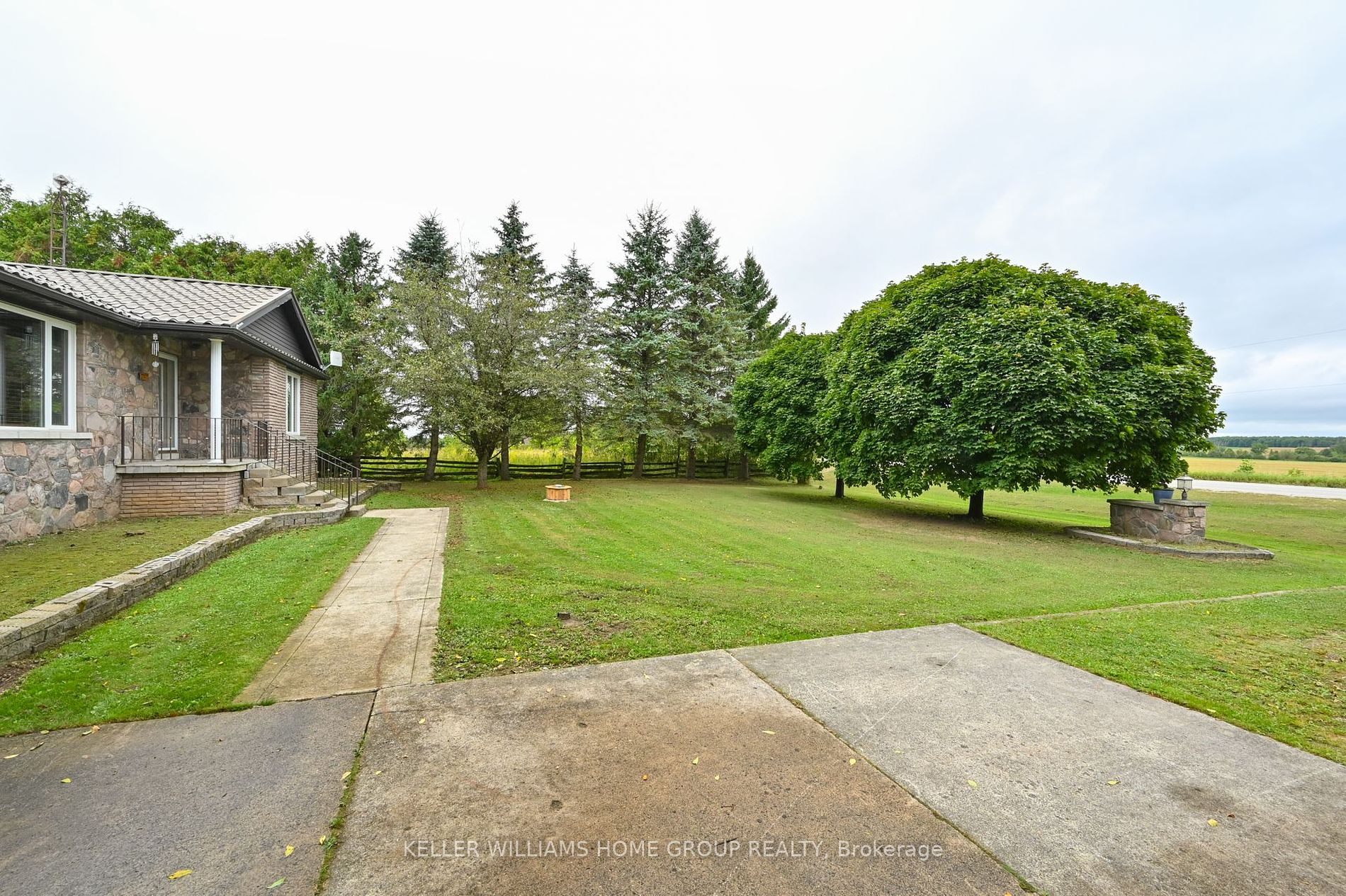733036 Southgate 73 Side Road