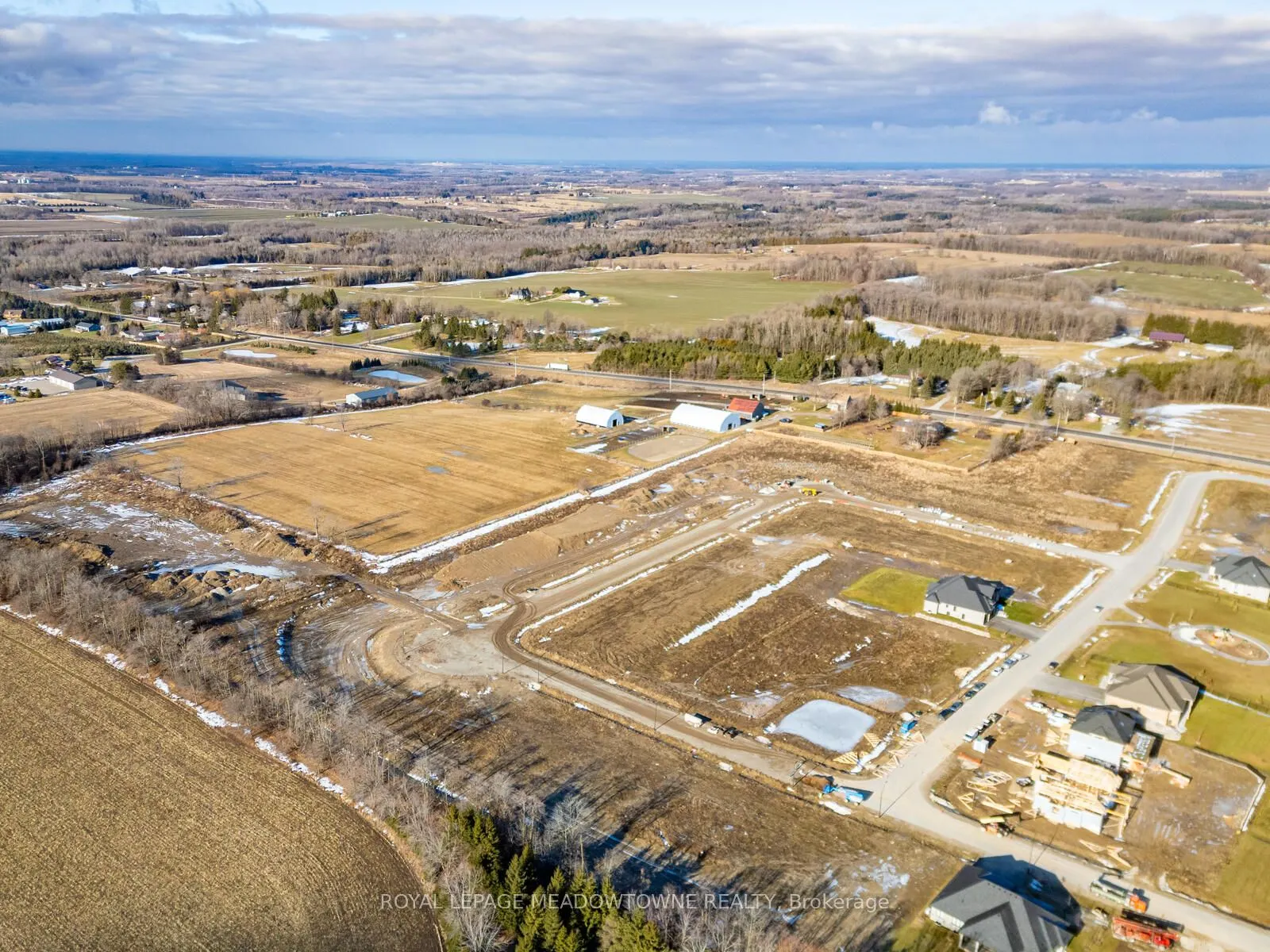 8863 Wellington 124 Road