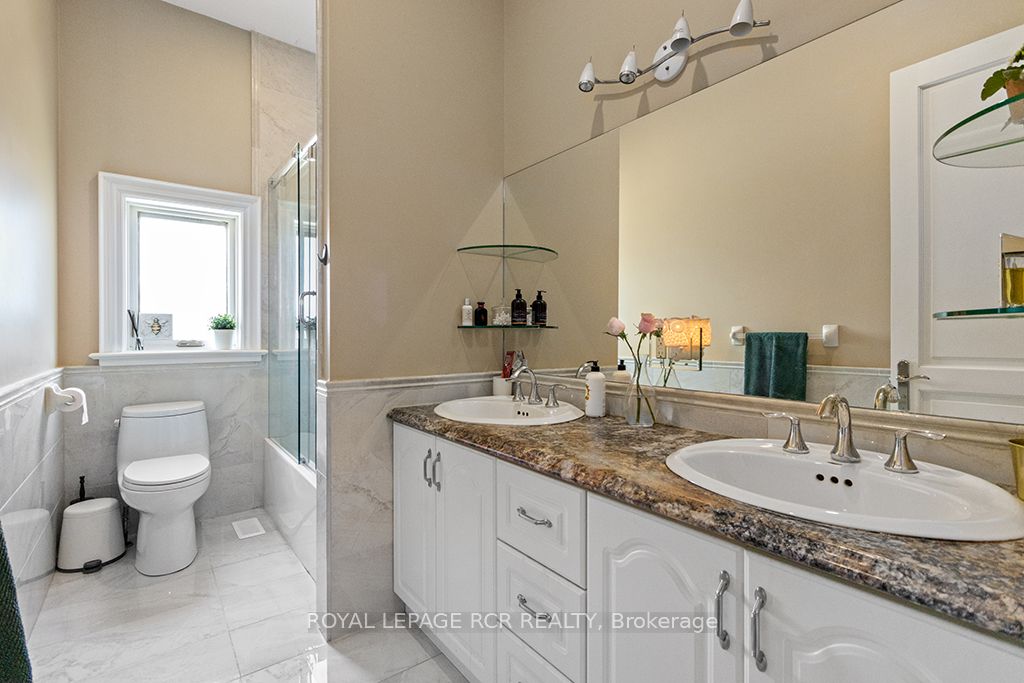5680 Wellington Road 23