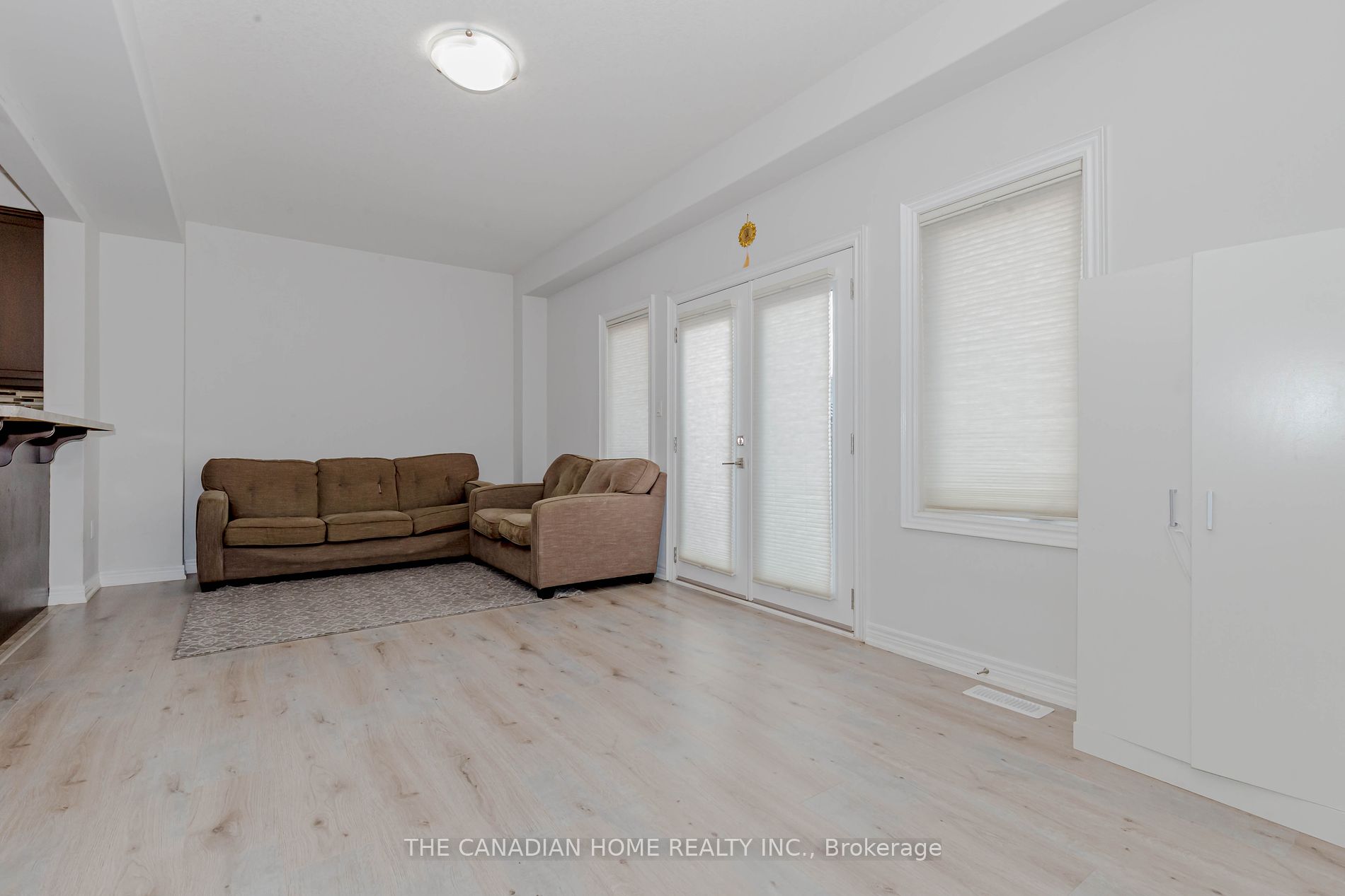 49 Sexton Crescent