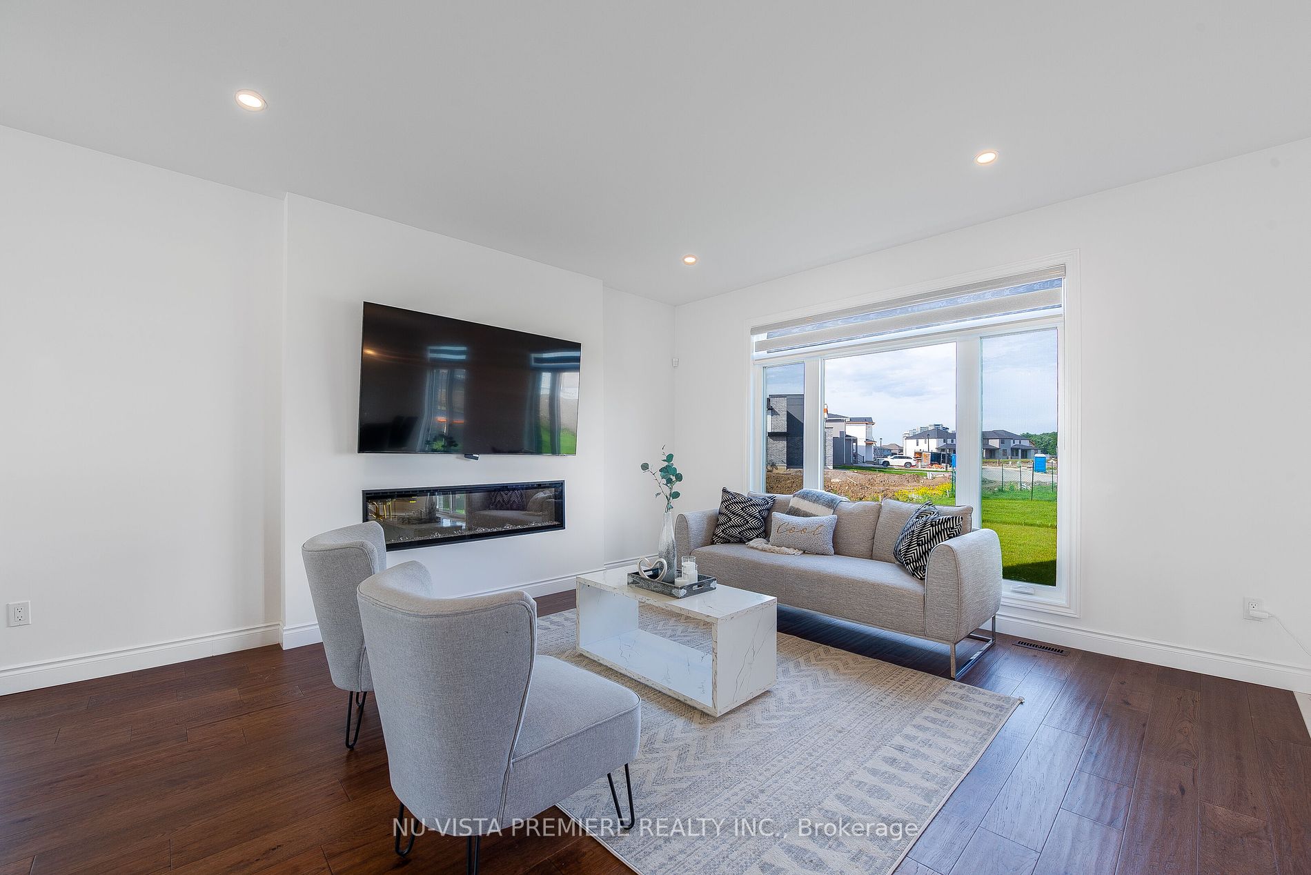 1464 Medway Park Drive