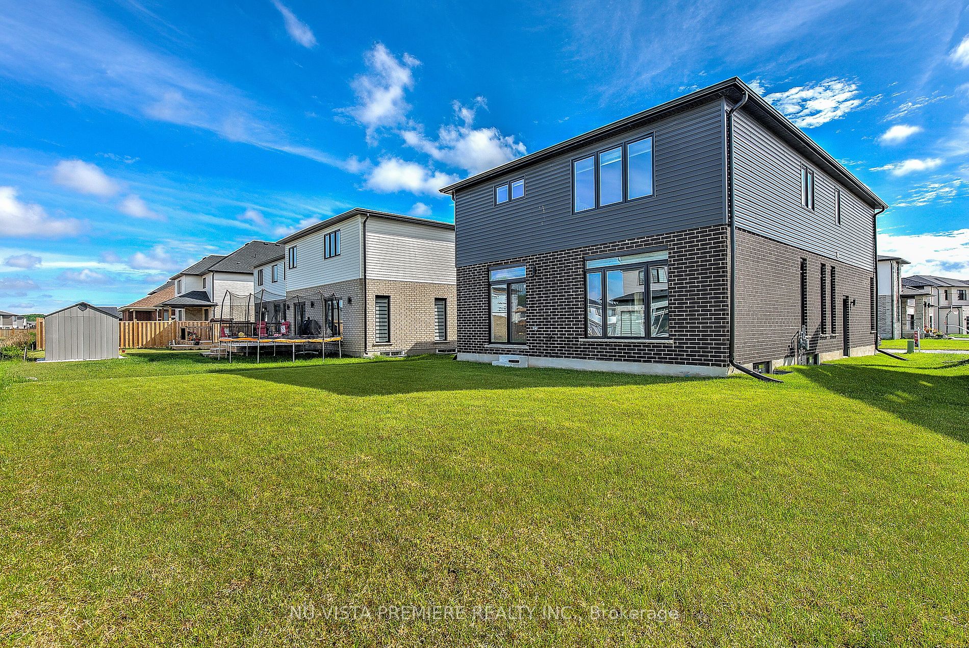 1464 Medway Park Drive