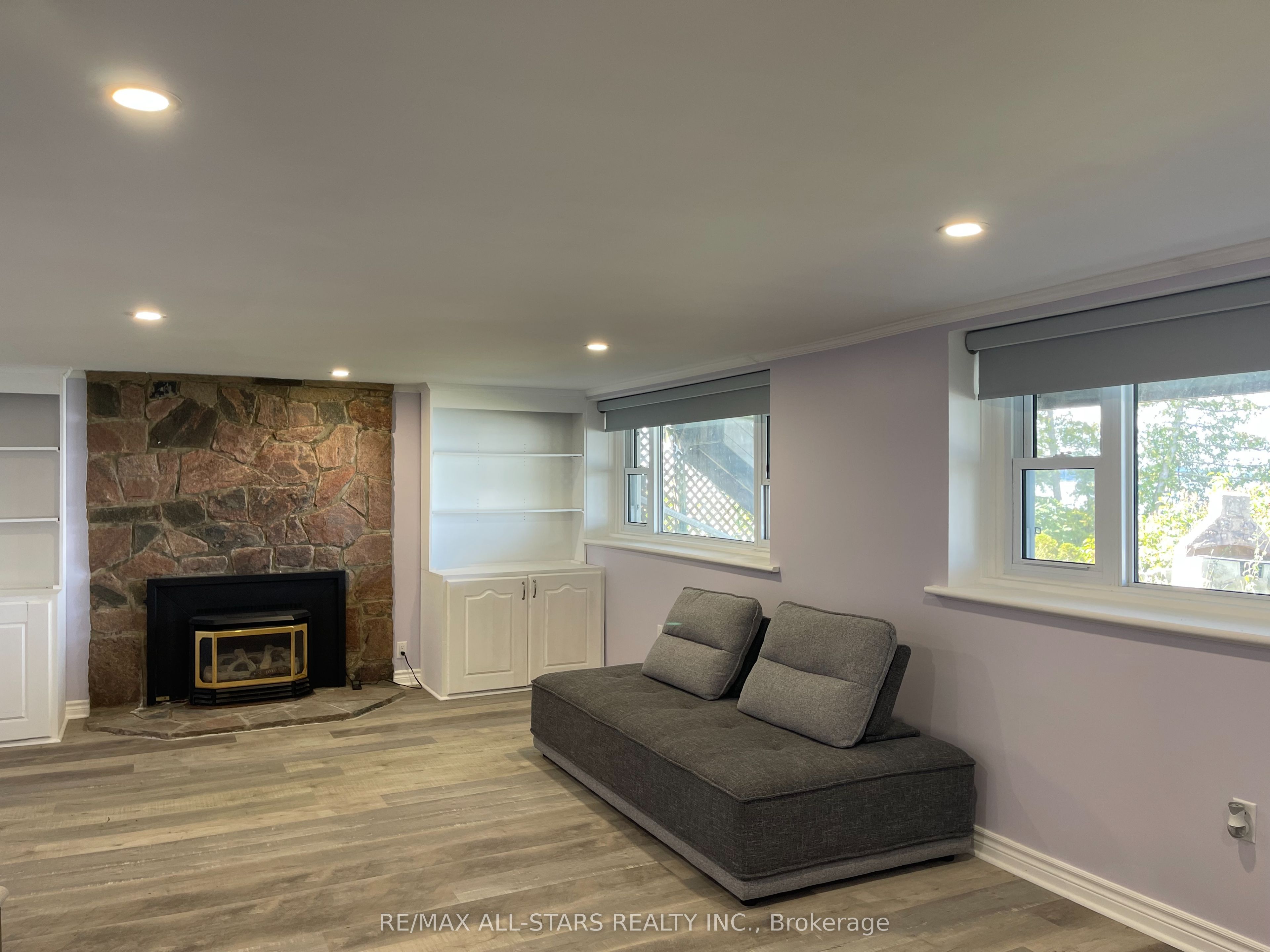 832 Cedar Glen Road