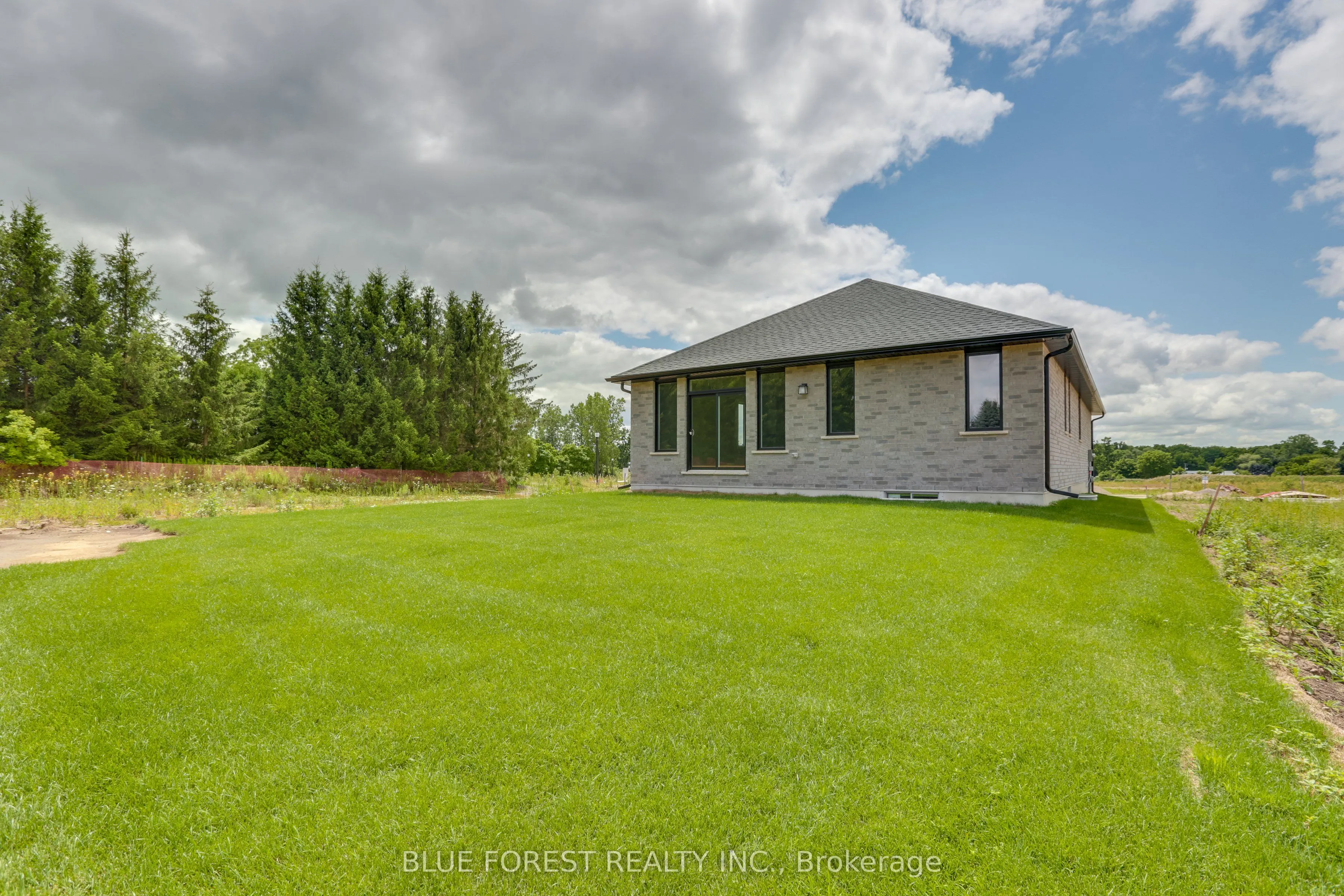 147 SHIRLEY Street