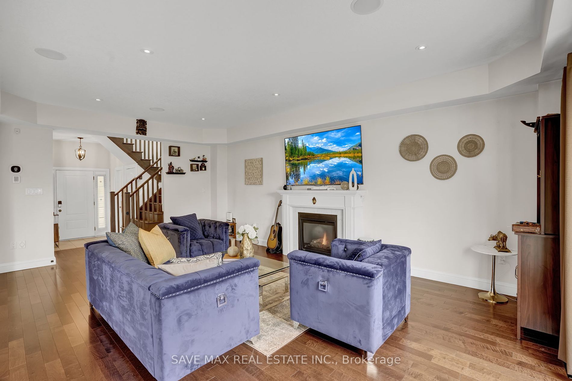 17 Lagoon Avenue