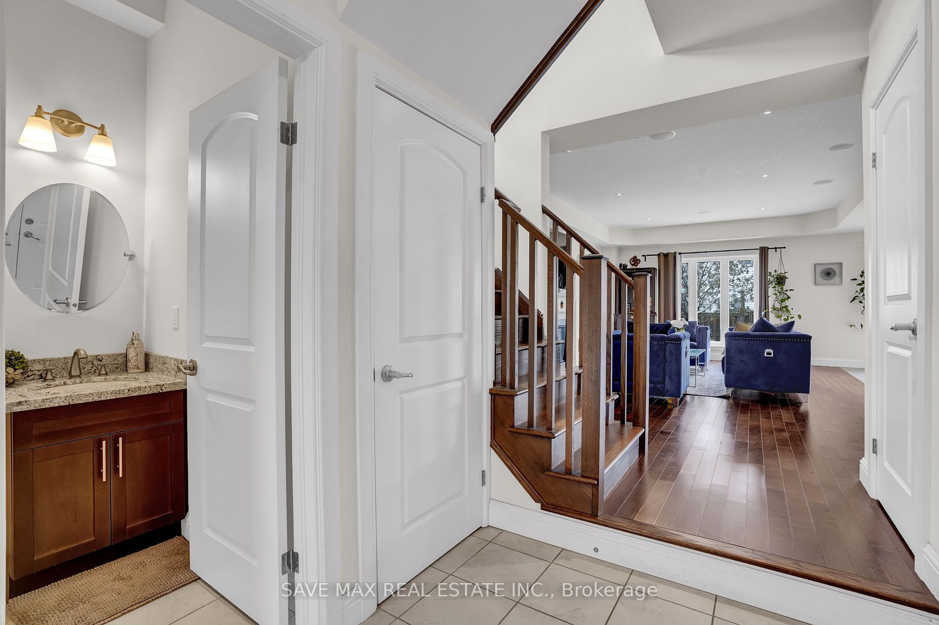 17 Lagoon Avenue