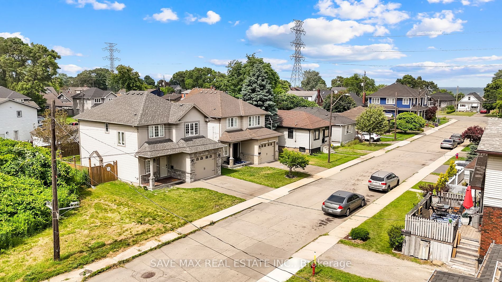 17 Lagoon Avenue