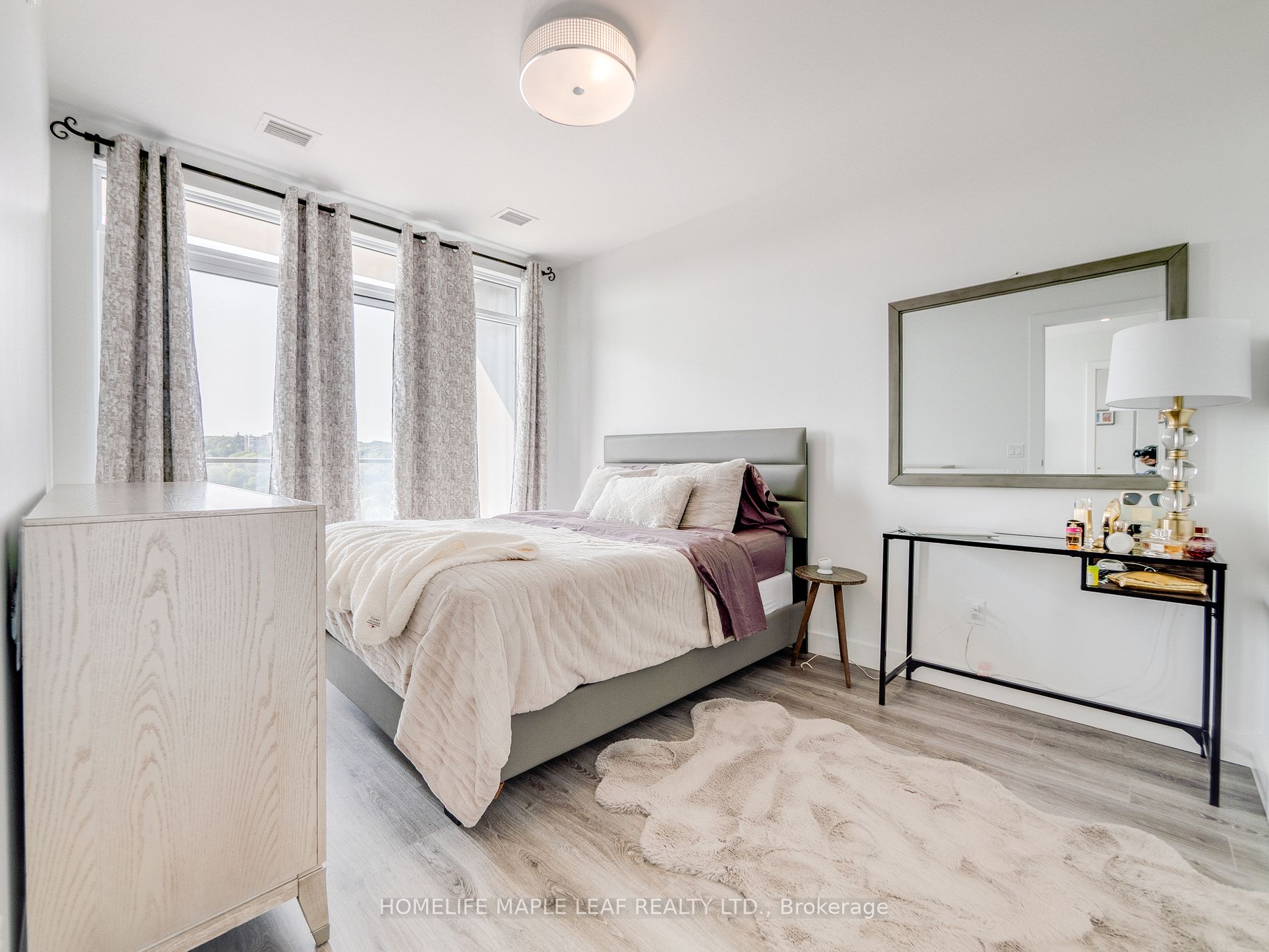 15 Glebe Street #1310