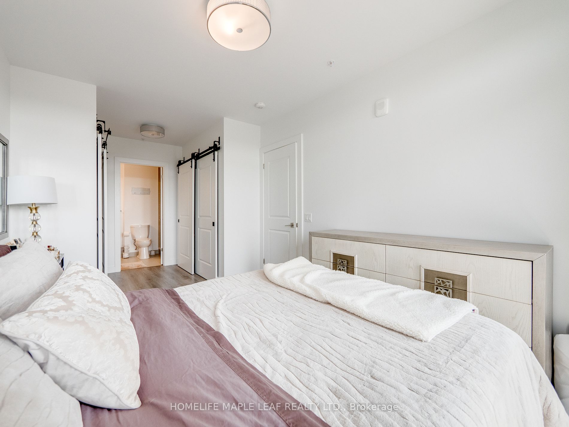 15 Glebe Street #1310