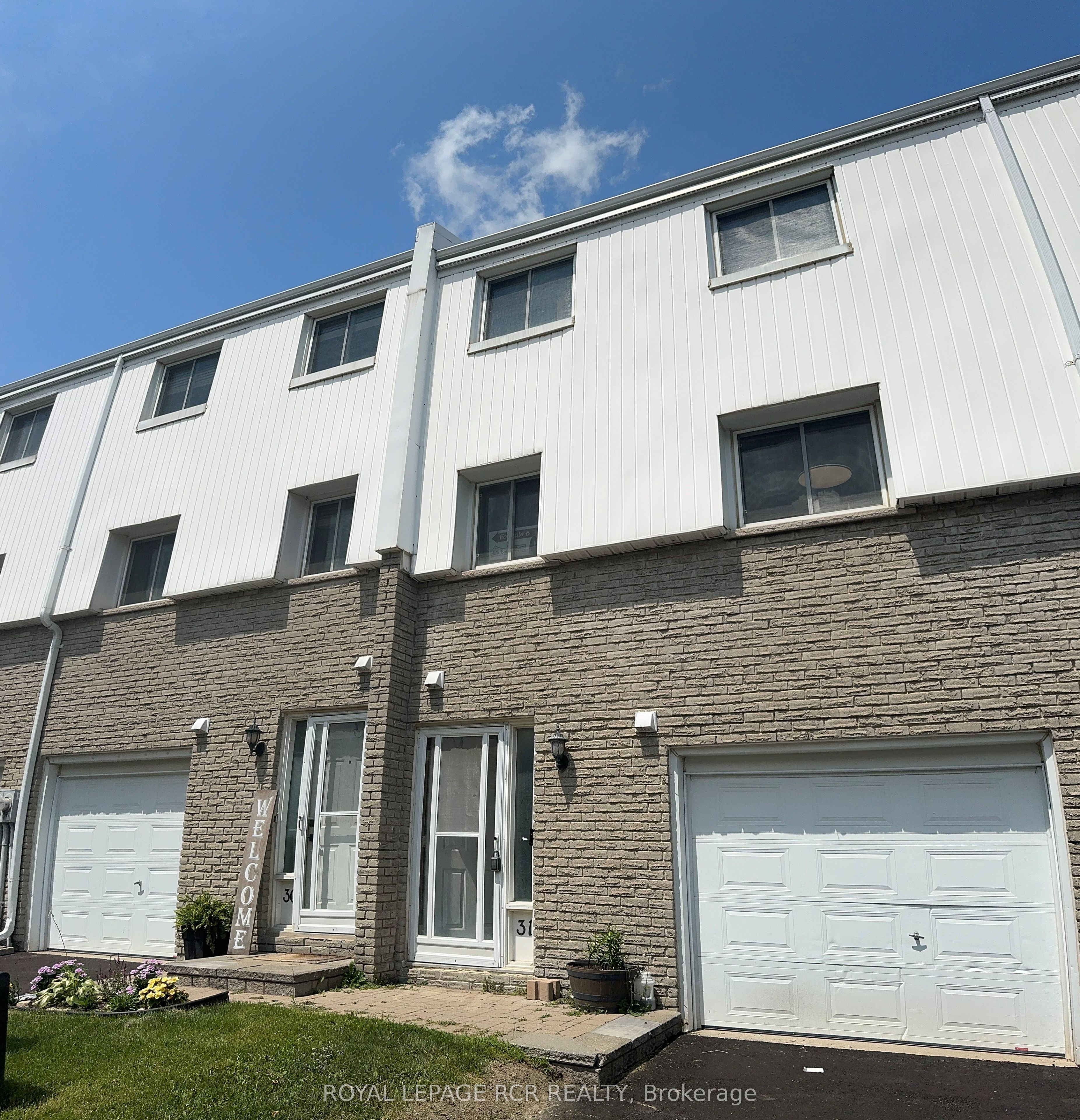 325 William Street, #31