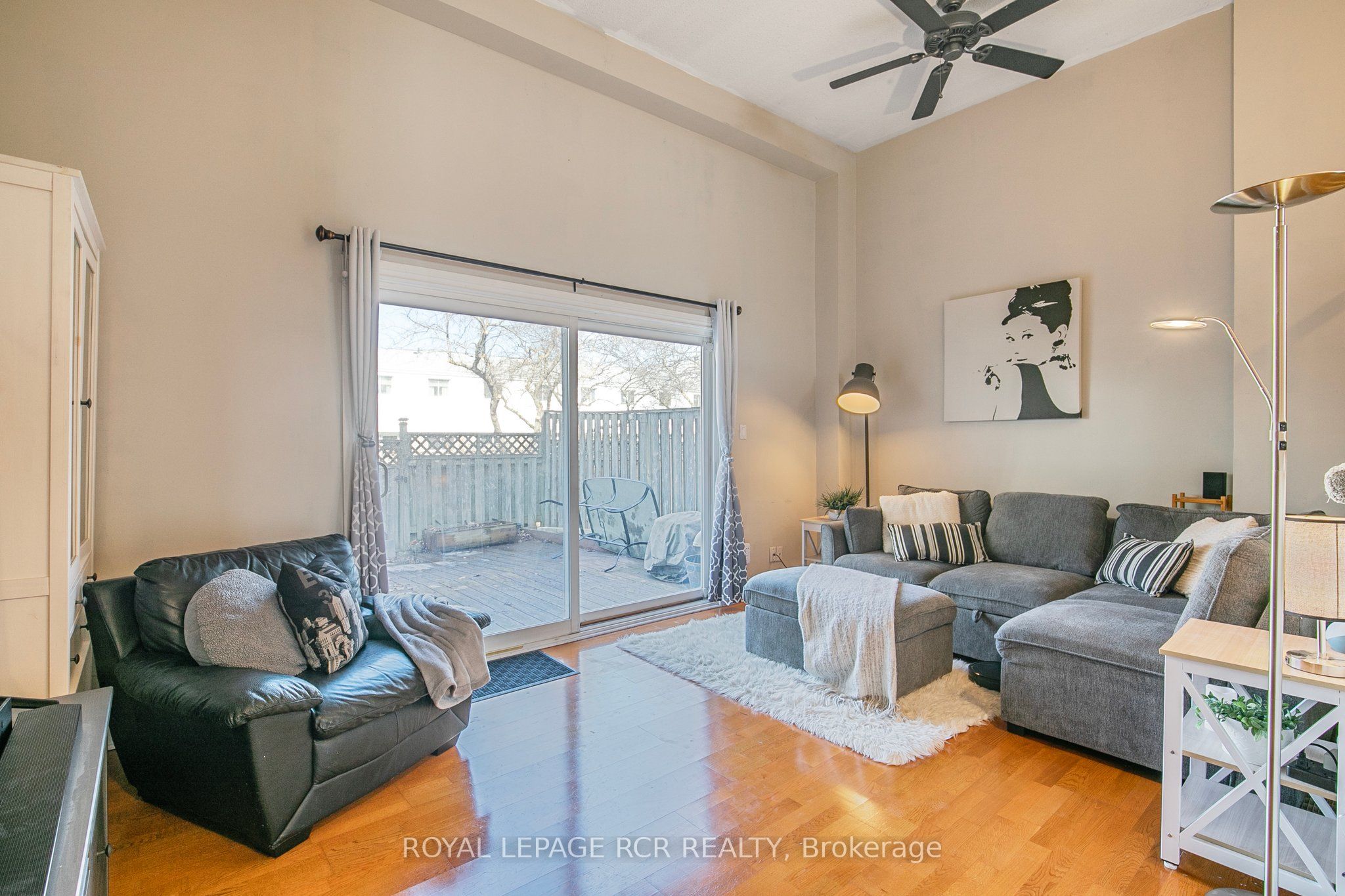 325 William Street, #31