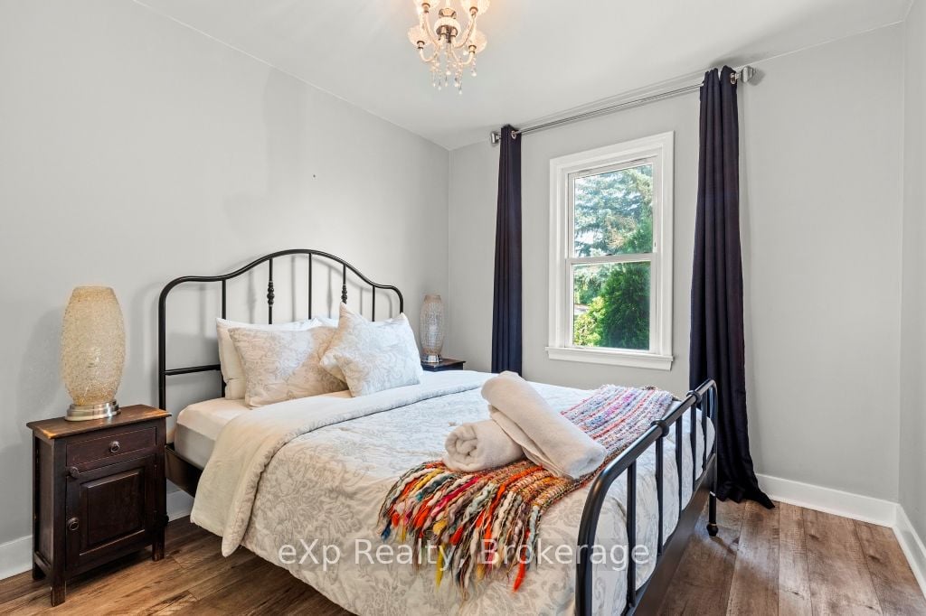 1329 Niagara Stone Road