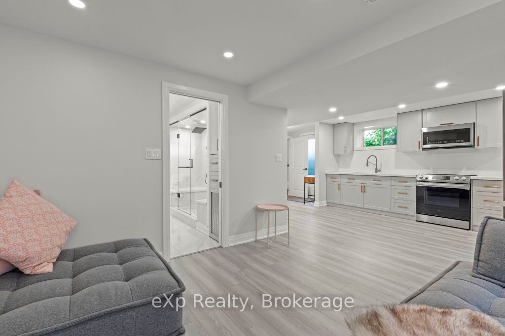 1329 Niagara Stone Road