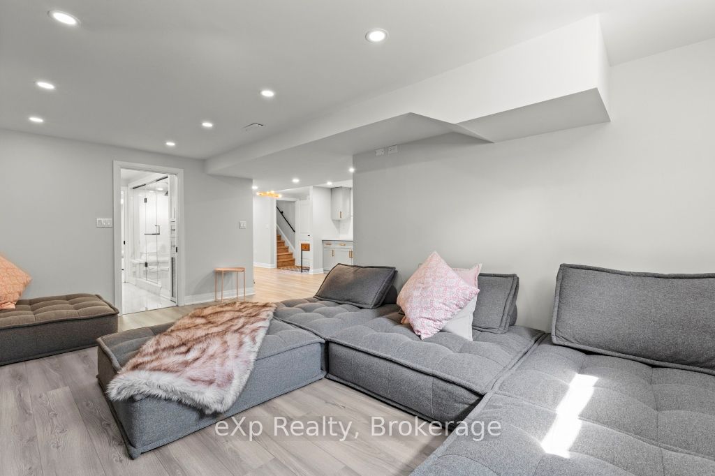 1329 Niagara Stone Road