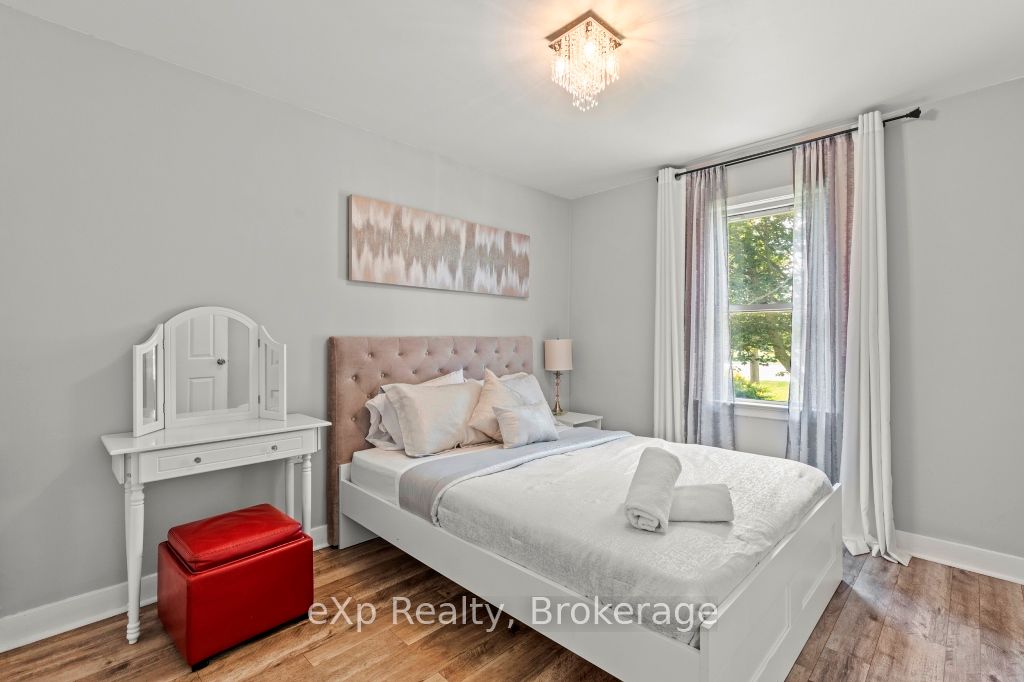 1329 Niagara Stone Road