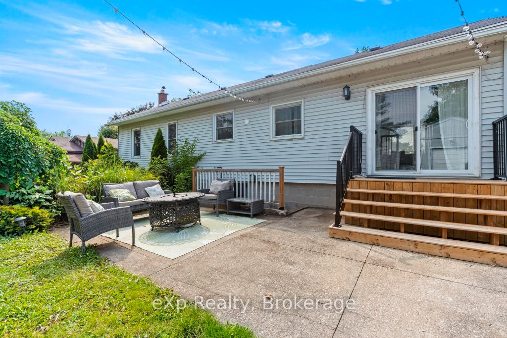 1329 Niagara Stone Road