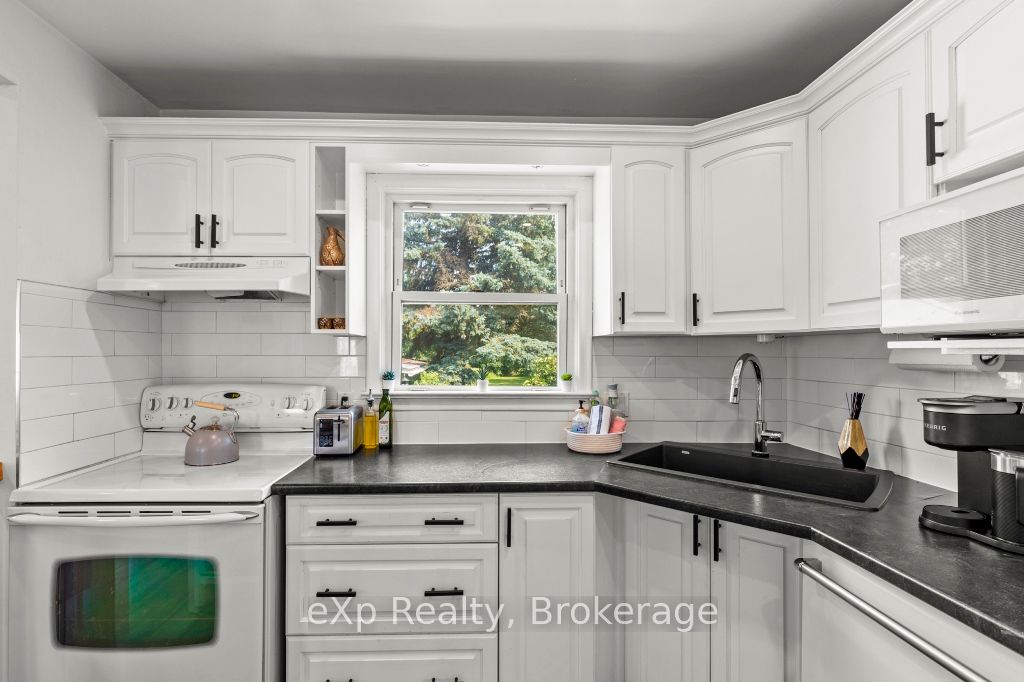 1329 Niagara Stone Road