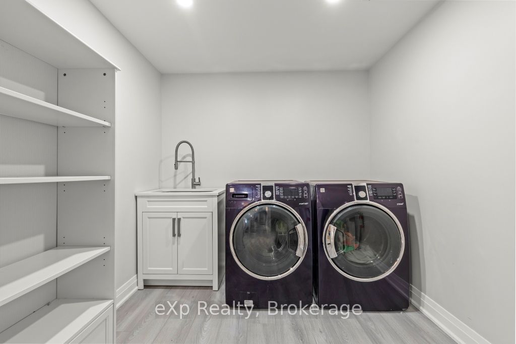1329 Niagara Stone Road