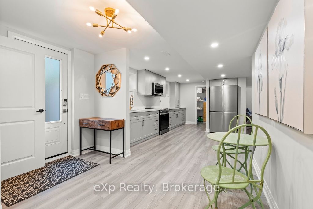 1329 Niagara Stone Road