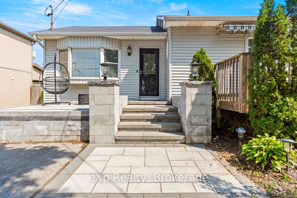 1329 Niagara Stone Road