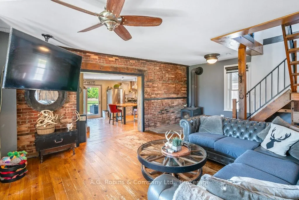 118 River Road