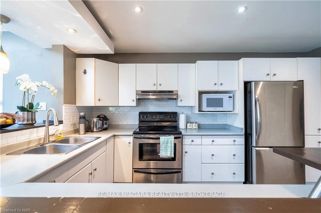 3829 Northwood Drive