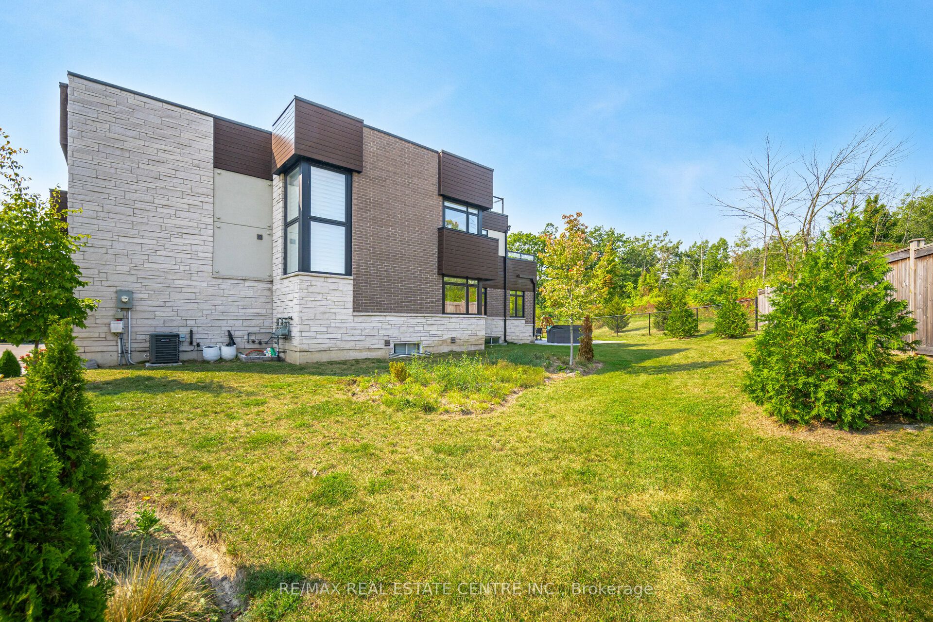 35 Midhurst Heights, #29