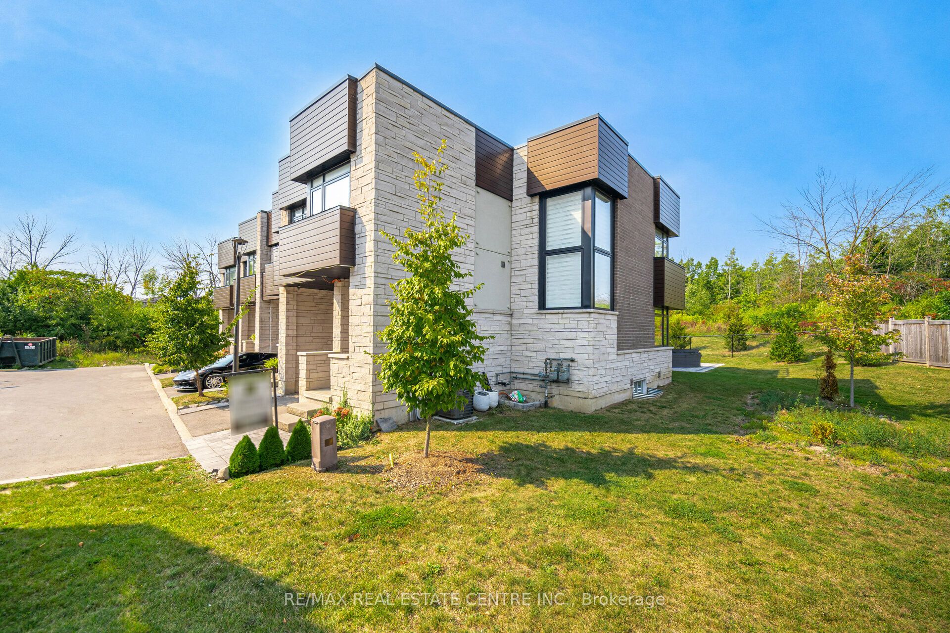35 Midhurst Heights, #29