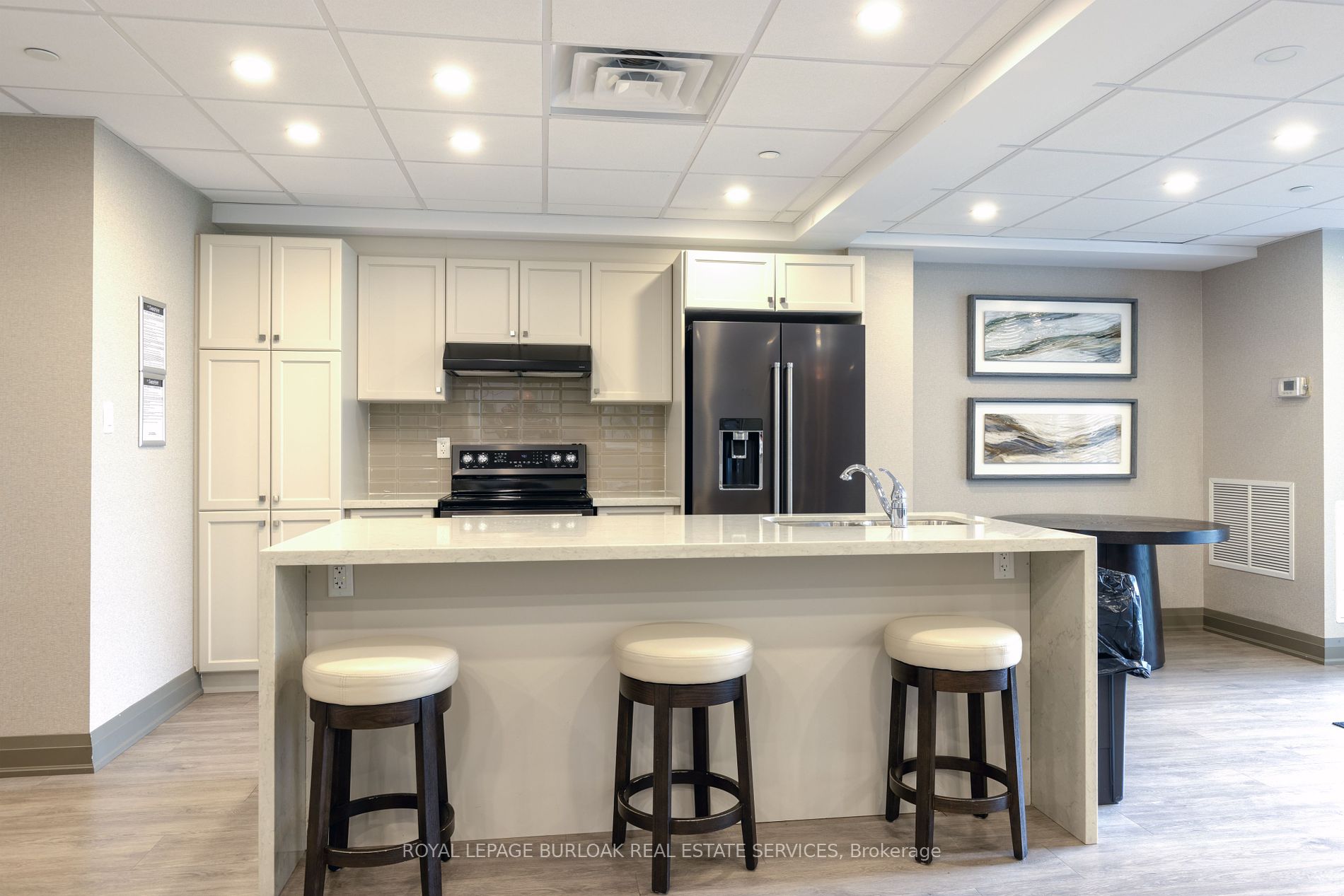 101 Shoreview Place #133