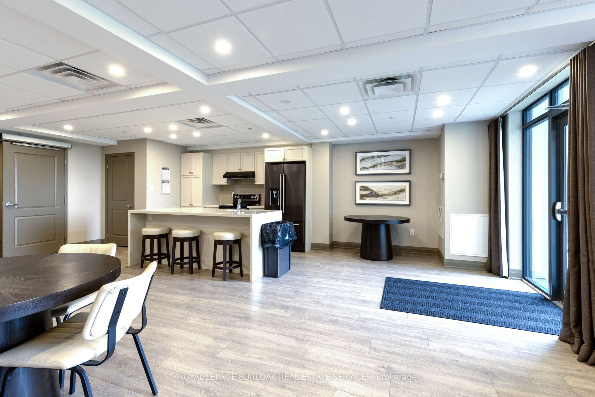 101 Shoreview Place #133