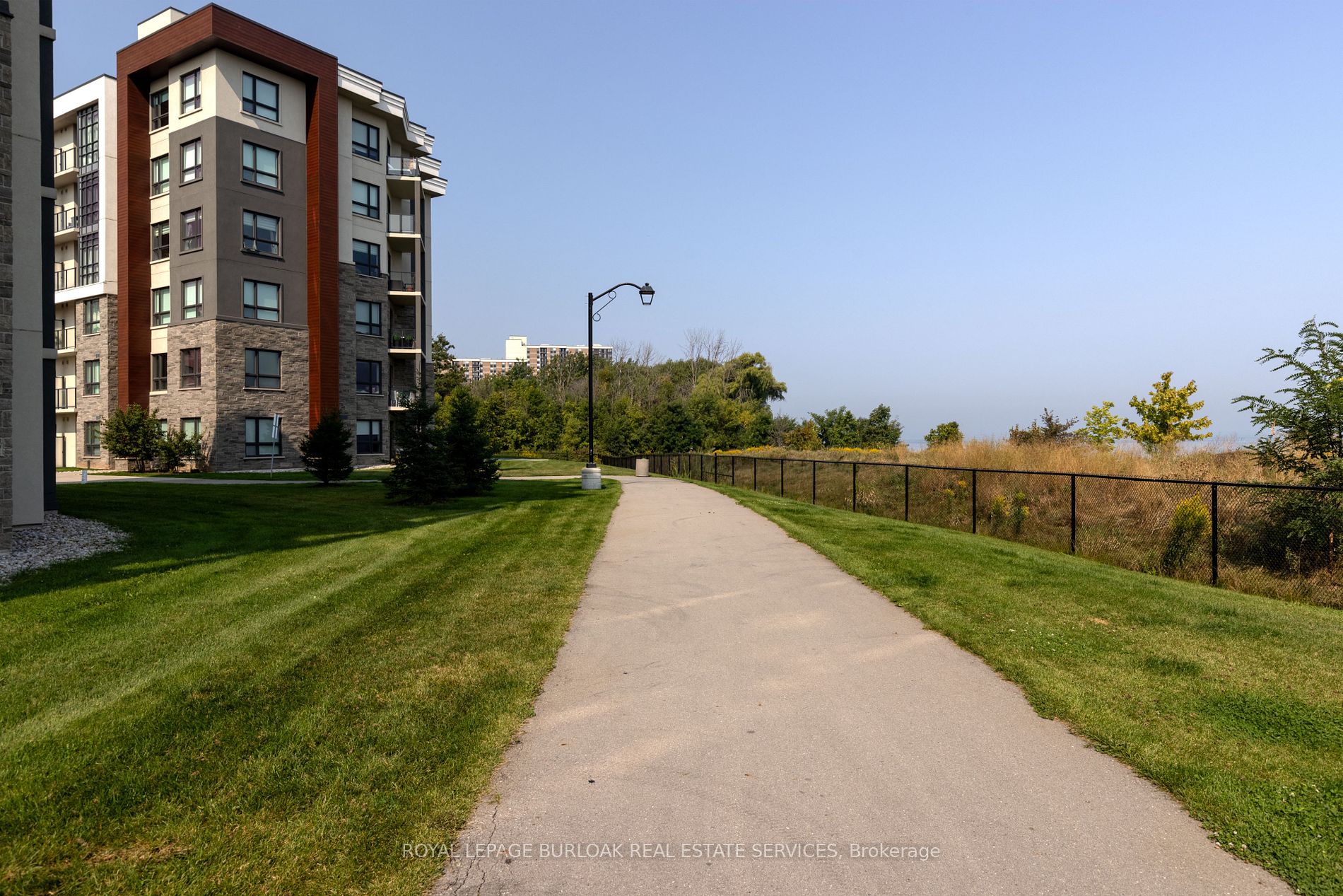 101 Shoreview Place #133