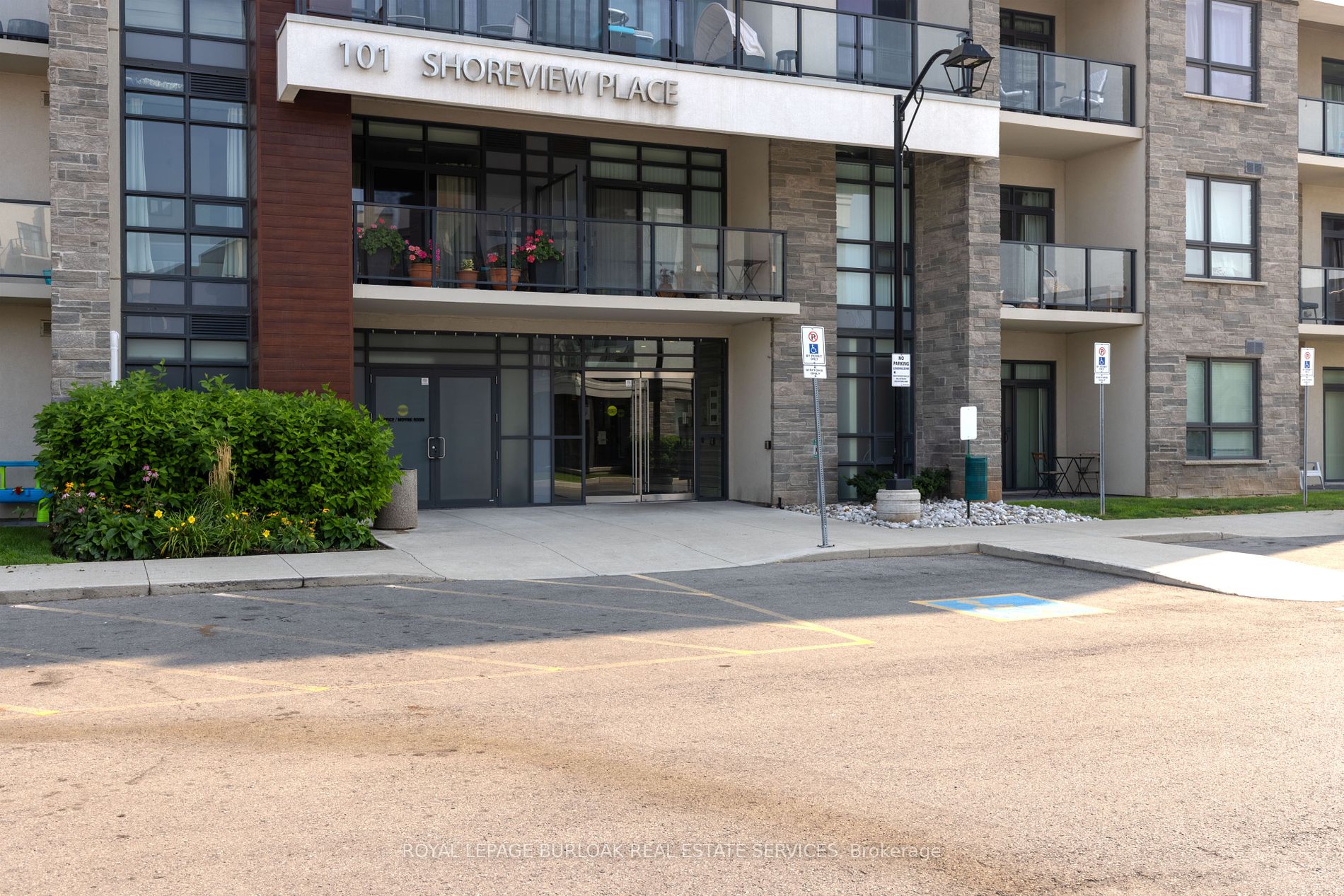 101 Shoreview Place #133