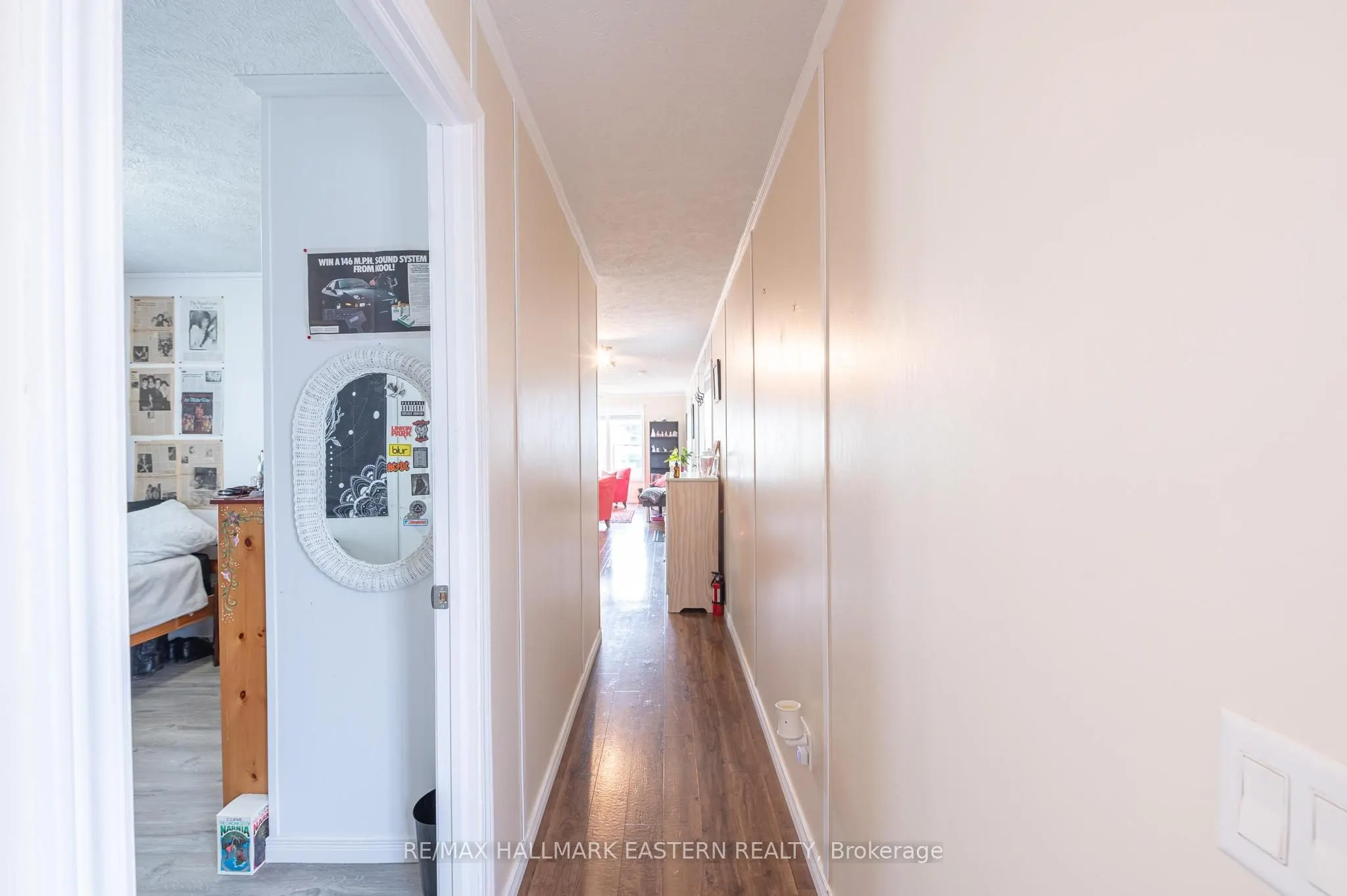 6 Hillview Drive